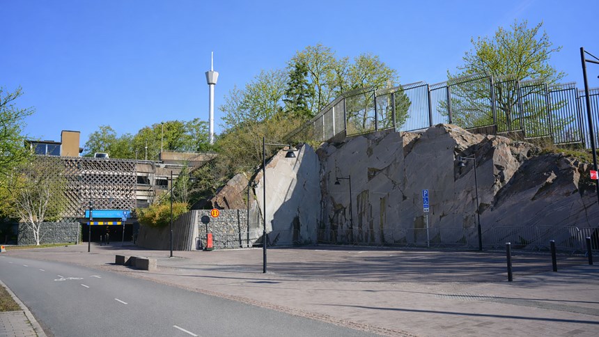 Parkering-S&ouml;dra-entr&eacute;n.jpg